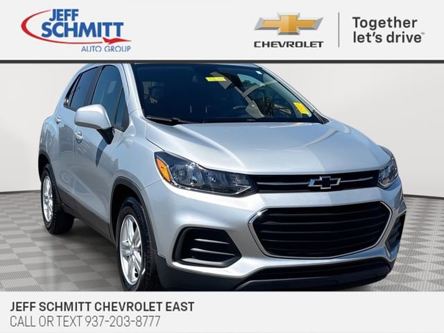 2020 Chevrolet Trax LS's photo