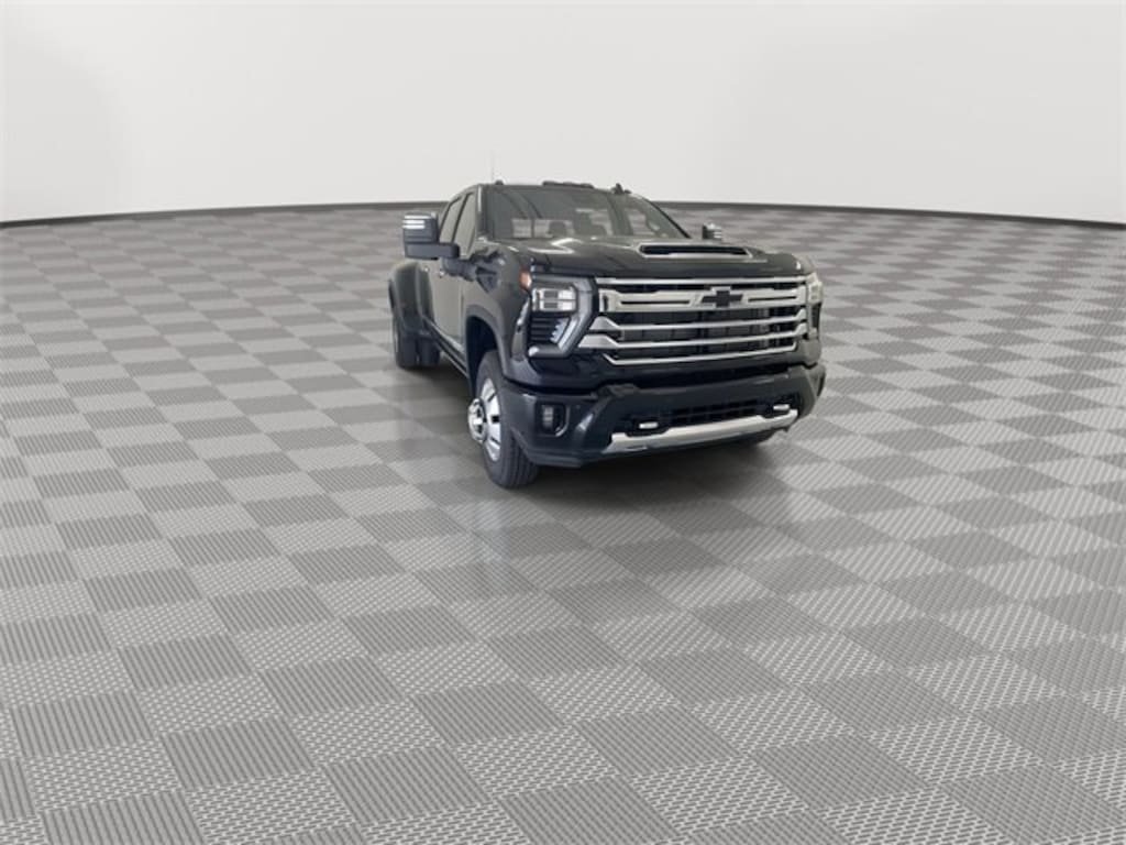 New 2026 Chevrolet Silverado 3500 HD High Country DRW Truck