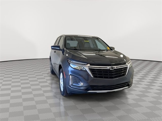 2023 Chevrolet Equinox LT photo 2