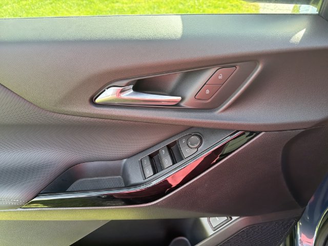 2027 Chevrolet Equinox LT - Photo 26