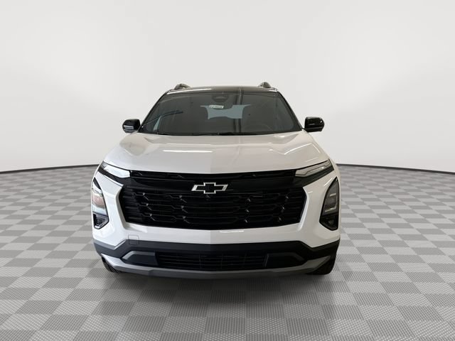 2027 Chevrolet Equinox LT - Photo 6