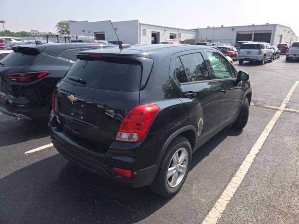 Used 2021 Chevrolet Trax LS SUV