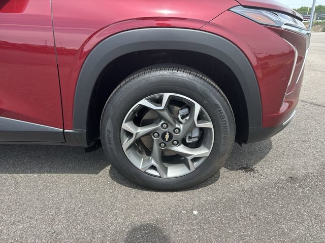 2025 Chevrolet Trax LT - Photo 14