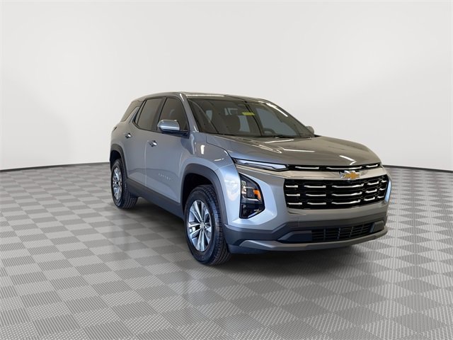 2026 Chevrolet Equinox LT photo 2