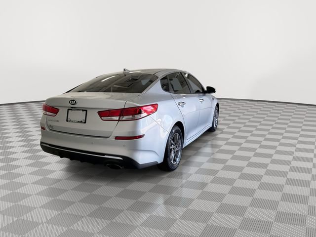 2020 Kia Optima LX - Photo 11