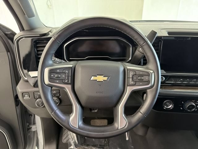 2024 Chevrolet Silverado 1500 LT - Photo 30