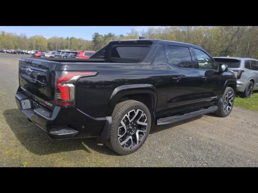 Used 2025 Chevrolet Silverado EV RST - Extended Range Truck