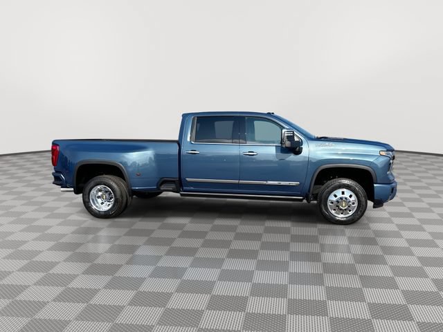 2026 Chevrolet Silverado 3500 HD High Country - Photo 17