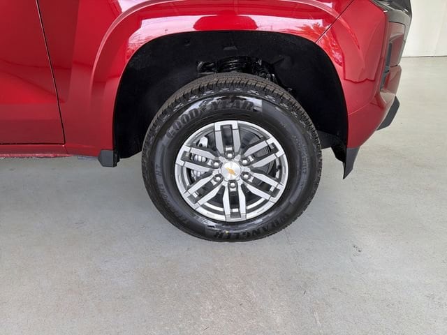2026 Chevrolet Colorado LT - Photo 18