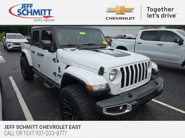 2021 Jeep Gladiator Sport S's photo
