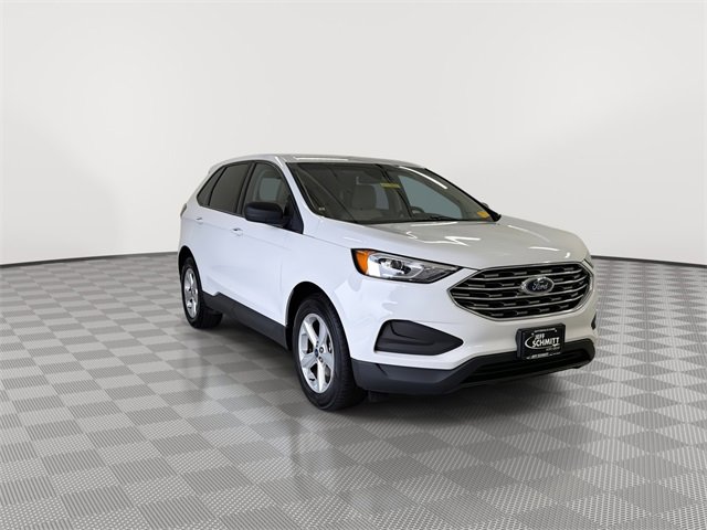 2020 Ford Edge SE photo 2