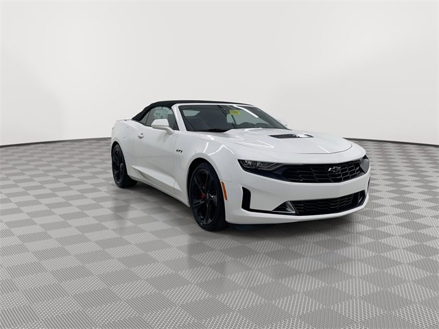 2023 Chevrolet Camaro LT1 photo 2