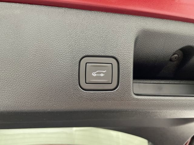 2025 Chevrolet Equinox EV RS - Photo 18