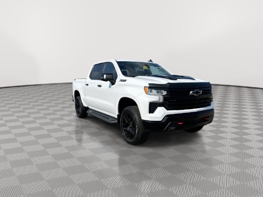 Used 2025 Chevrolet Silverado 1500 LT Trail Boss Truck Crew Cab