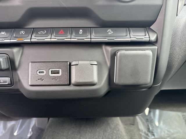 2024 Chevrolet Silverado 1500 Custom - Photo 26