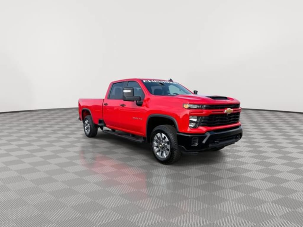 Used 2026 Chevrolet Silverado 2500 HD Custom Truck Crew Cab