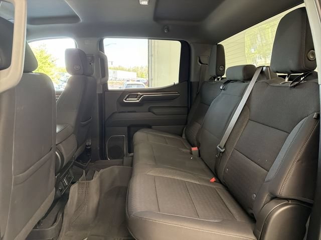 2023 Chevrolet Silverado 1500 LT - Photo 17