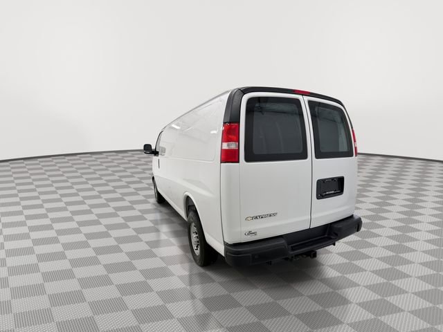 2026 Chevrolet Express Cargo Work Van - Photo 12