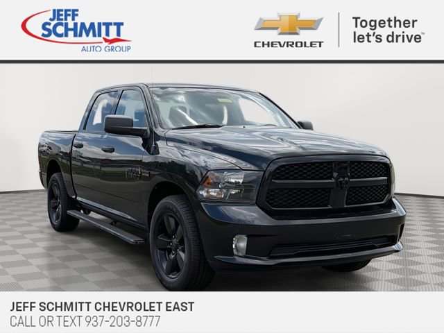 2015 RAM 1500 Express 4x4 Crew Cab's photo