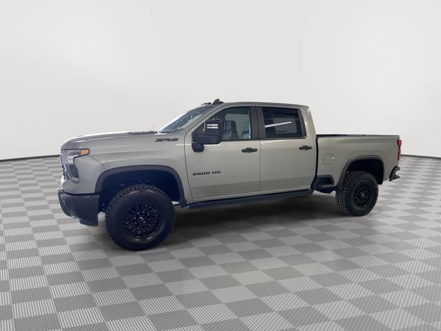 2026 Chevrolet Silverado 2500 HD ZR2 - Photo 11