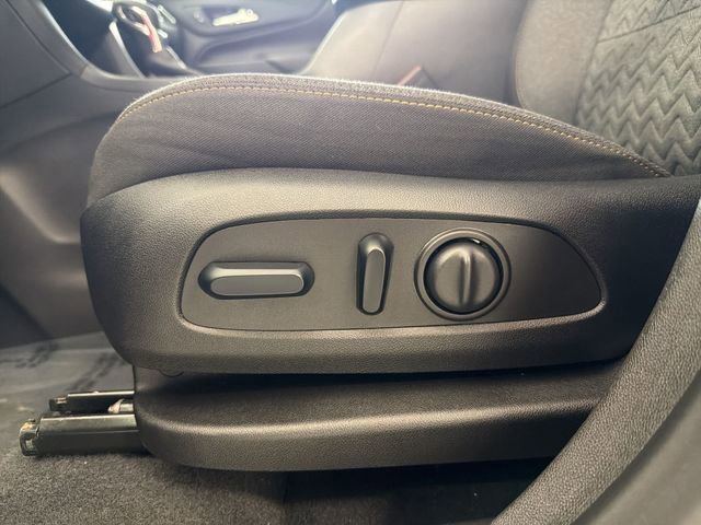 2024 Chevrolet Equinox LT - Photo 22