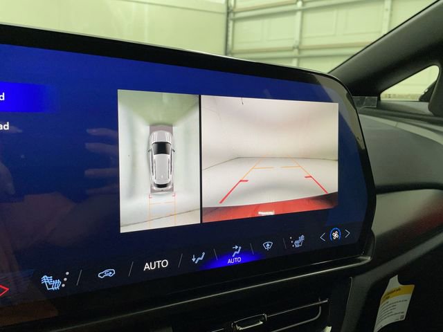 2025 Chevrolet Equinox EV RS - Photo 28