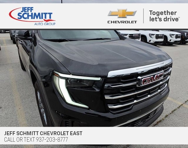 2025 GMC Acadia Elevation's photo