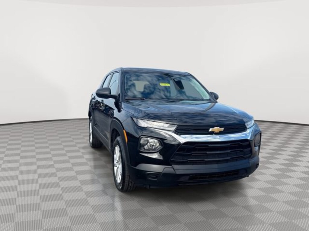 Used 2023 Chevrolet Trailblazer LS SUV