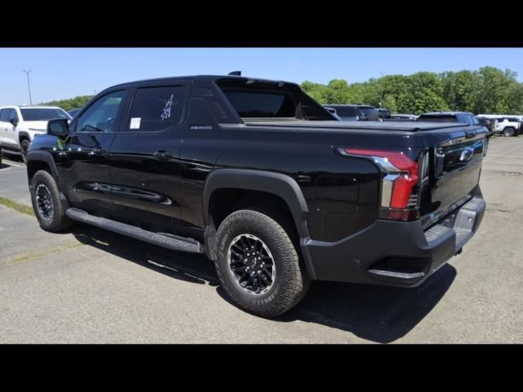 Used 2026 Chevrolet Silverado EV Trail Boss - Max Range Truck