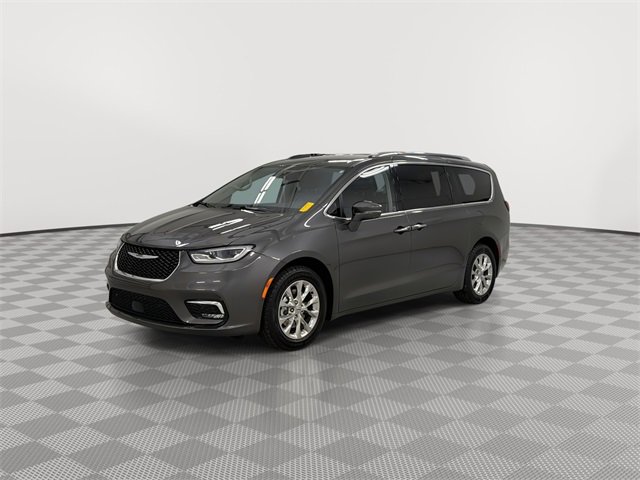 2021 Chrysler Pacifica Touring L photo 4