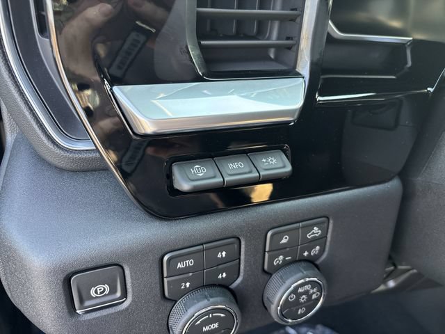 2026 Chevrolet Silverado 3500 HD High Country - Photo 39