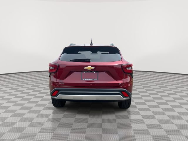 2025 Chevrolet Trax LT - Photo 10