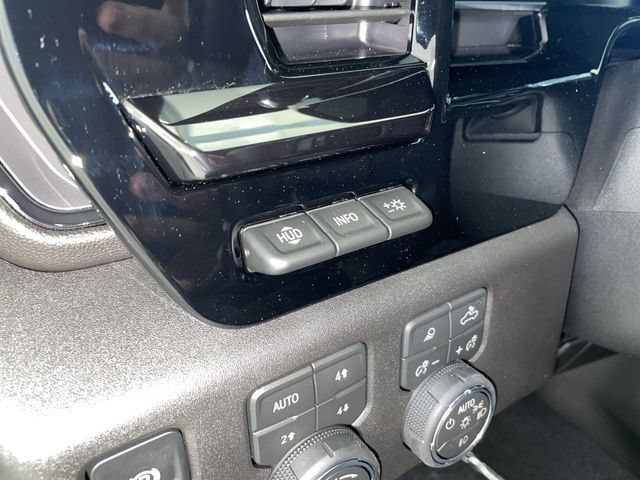 2026 Chevrolet Silverado 2500 HD ZR2 - Photo 36