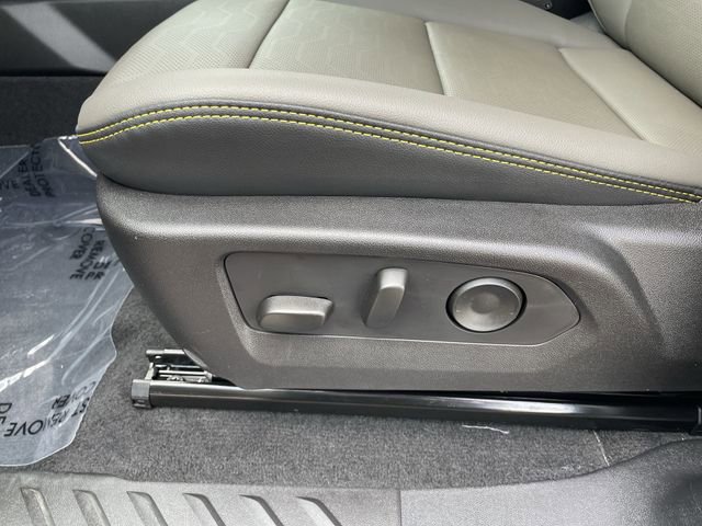2026 Chevrolet Colorado ZR2 - Photo 25