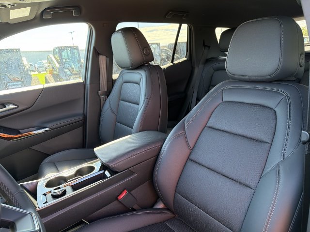 2027 Chevrolet Equinox LT - Photo 21