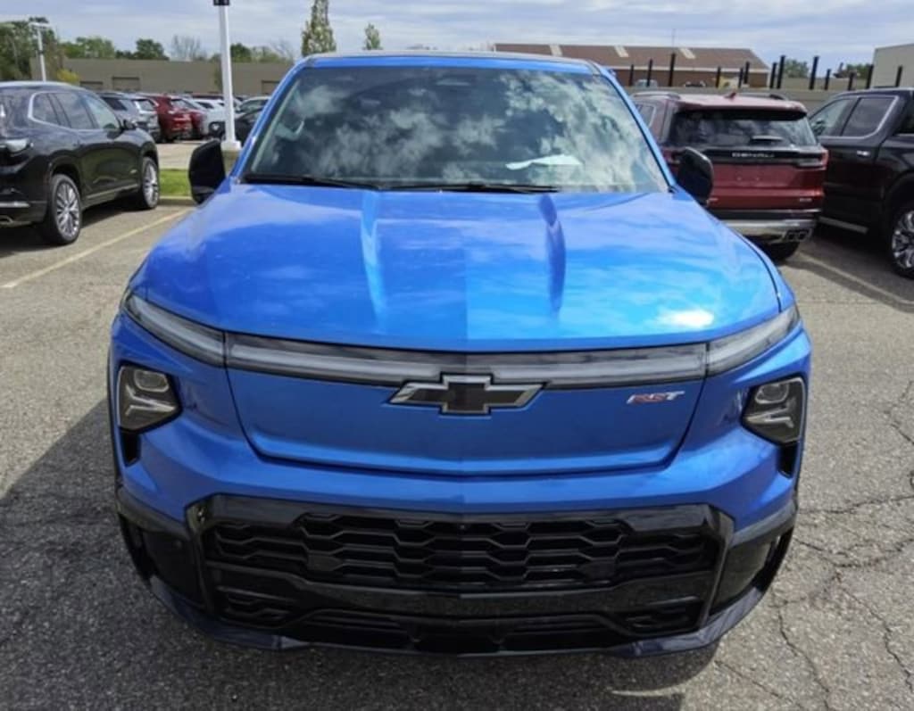 Used 2025 Chevrolet Silverado EV RST - Max Range Truck
