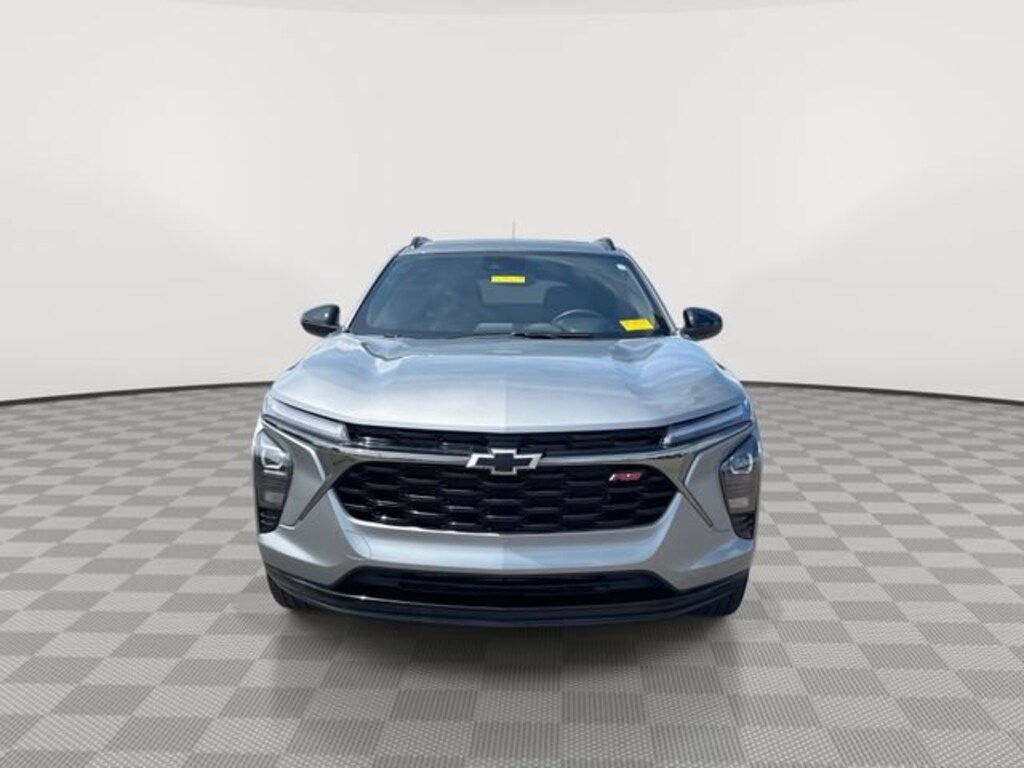 Used 2025 Chevrolet Trax 2RS SUV