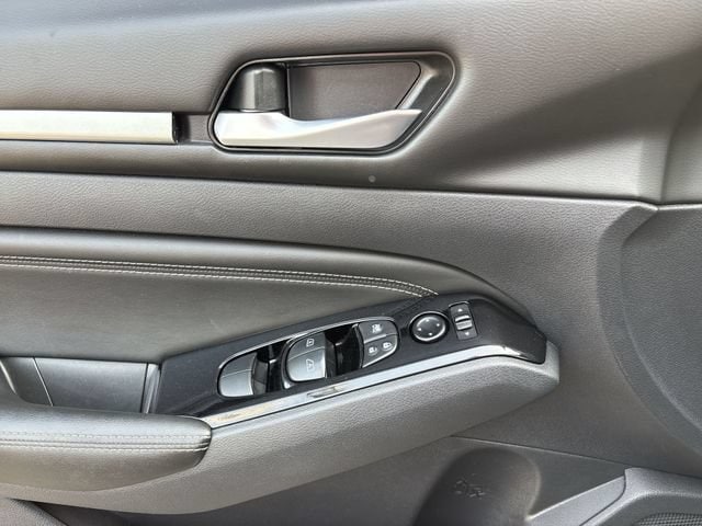 2021 Nissan Altima SL - Photo 23