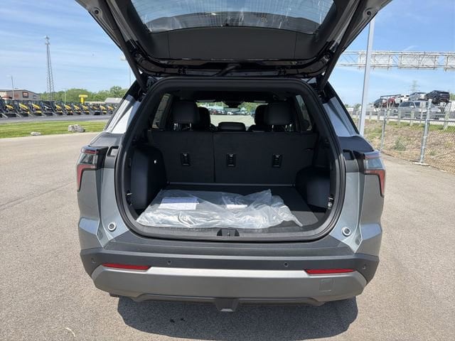 2026 Chevrolet Equinox LT - Photo 18