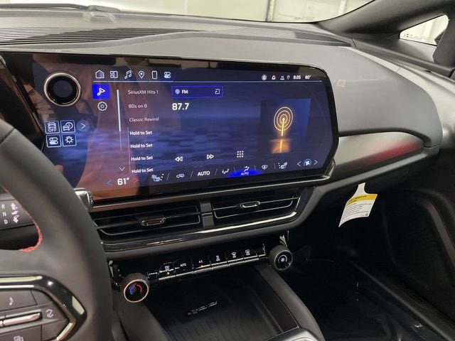 2025 Chevrolet Equinox EV RS - Photo 26
