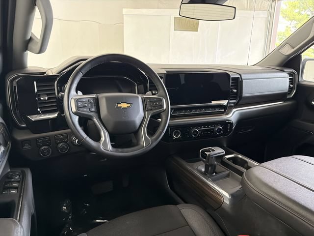 2023 Chevrolet Silverado 1500 LT - Photo 18