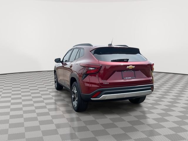 2025 Chevrolet Trax LT - Photo 9