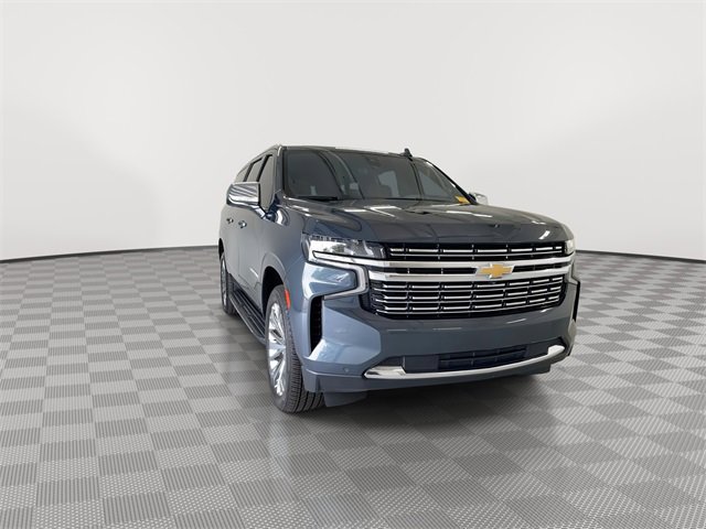 2021 Chevrolet Suburban Premier photo 3