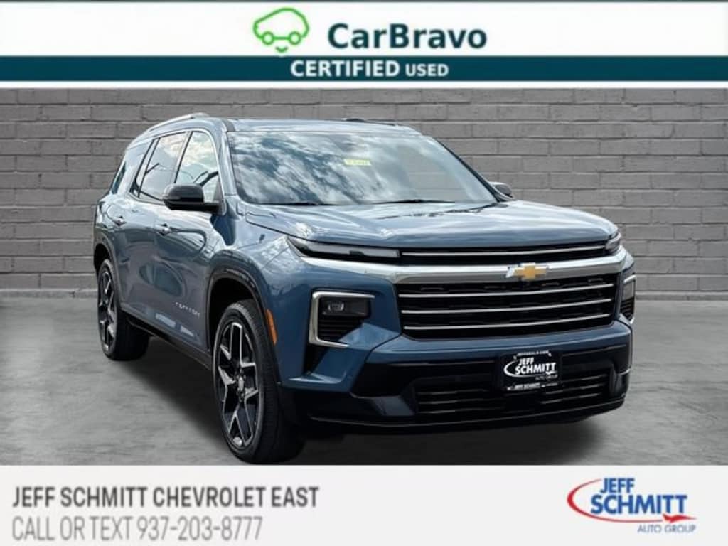 Used 2025 Chevrolet Traverse High Country SUV