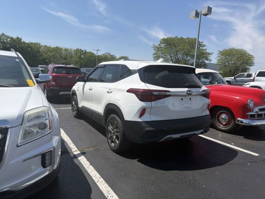 Used 2021 Kia Seltos LX SUV