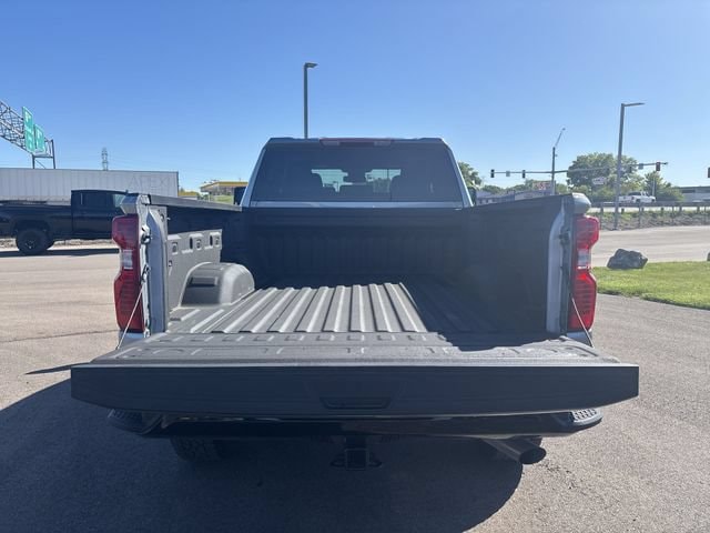 2025 Chevrolet Silverado 2500HD Custom - Photo 16