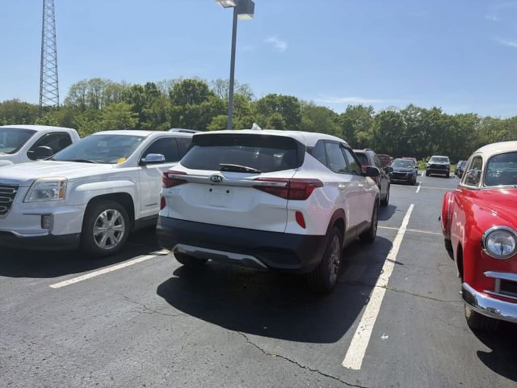 Used 2021 Kia Seltos LX SUV