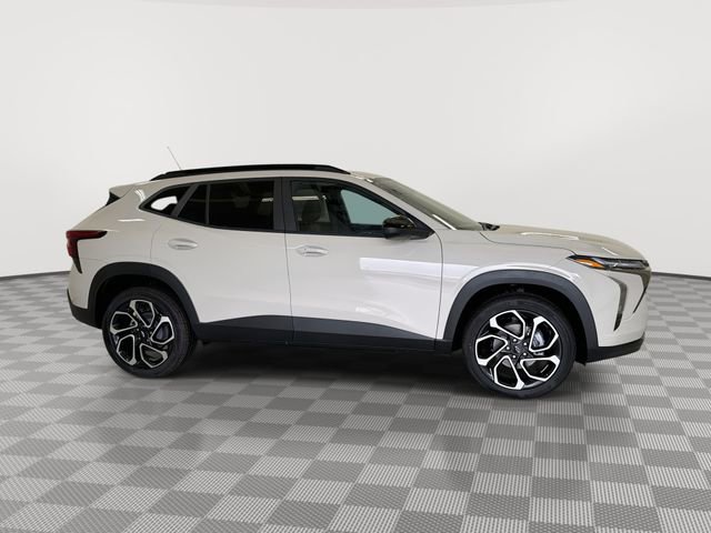 2026 Chevrolet Trax RS - Photo 15