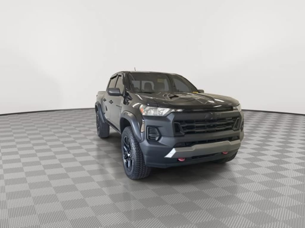 Used 2025 Chevrolet Colorado Trail Boss Truck Crew Cab