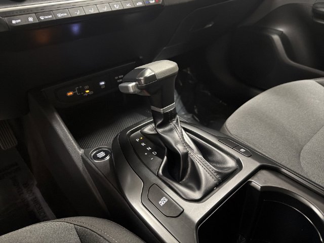 2025 Kia K4 LXS - Photo 25